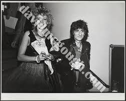 Ronnie Wood and wife, Josephine 1982, NY.jpg